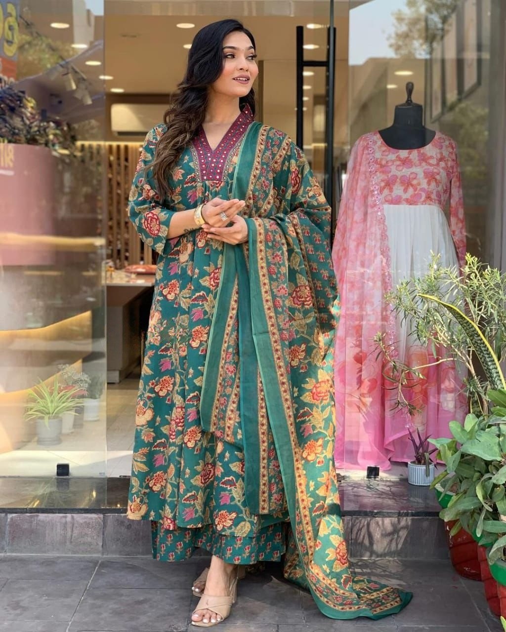 Women's Green Floral Printed Anarkali Kurta with Dupatta Set – Elegant Ethnic Wear for Festive & Casual Occasions